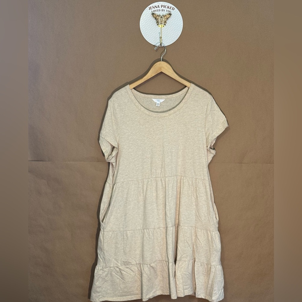 Like New Time Tru X-LARGE Casual Beige/Cream Tiered Dress with Pockets